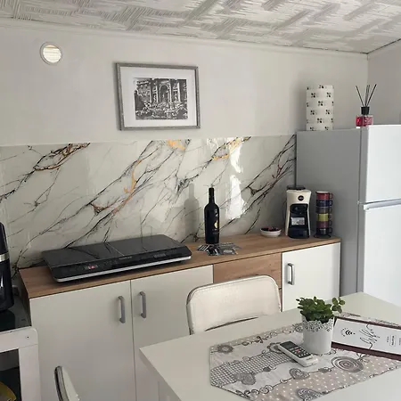 Il Borgo Πανσιόν Lapedona