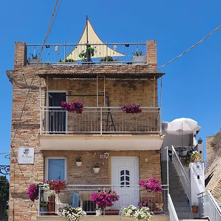 Il Borgo * 拉佩多纳